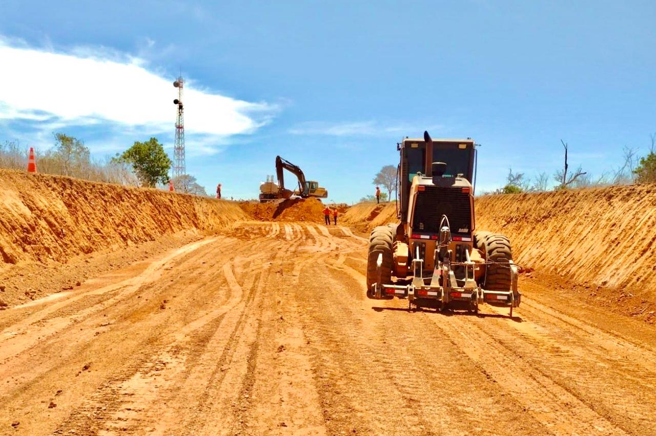 Governo do Piauí constrói nova rodovia ligando Cristalândia ao estado da Bahia