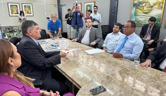 Reunião dos vereadores no Tribunal de Contas do Estado do Piauí